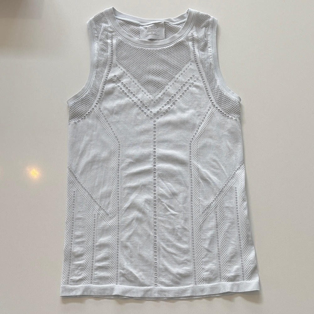 Athleta Ice Blue Sleeveless Knit Tank Top. Size M